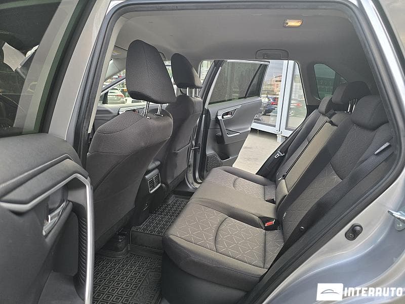 Toyota Rav-4 2021 — Миниатюра 13