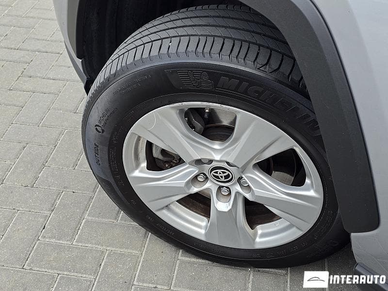 Toyota Rav-4 2021 — Миниатюра 16