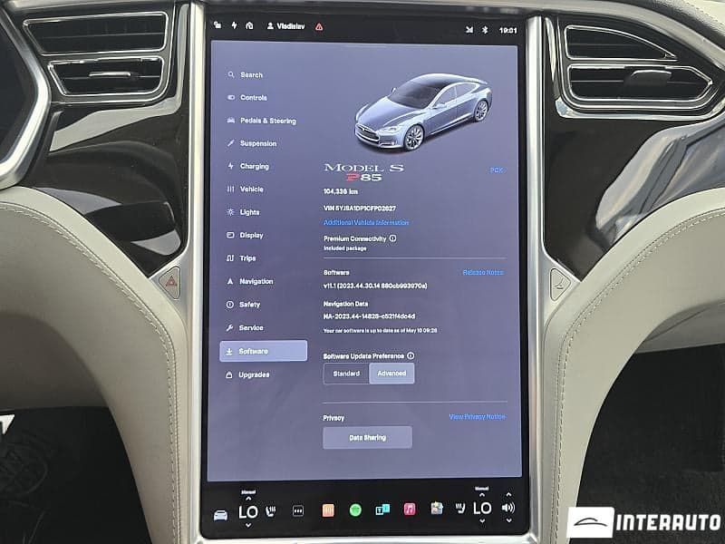 Tesla Model S 2012 — Миниатюра 9