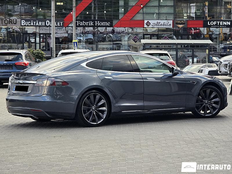 Tesla Model S 2012 — Миниатюра 3