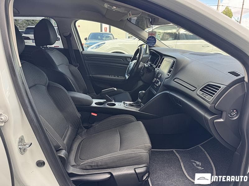 Renault Megane 2017 — Миниатюра 15
