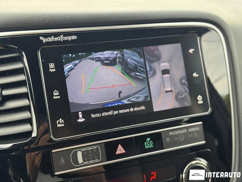 Mitsubishi Outlander 2018 — Миниатюра 10