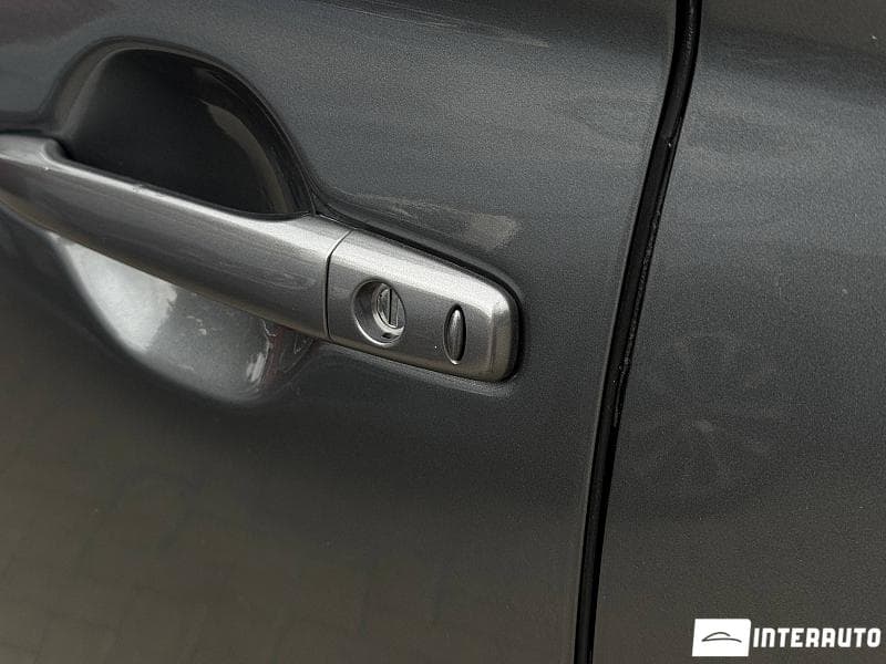 Mitsubishi Outlander 2018 — Миниатюра 20