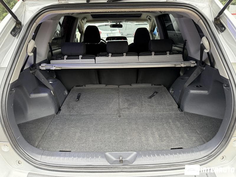 Toyota Prius Plus / V 2013 — Миниатюра 20
