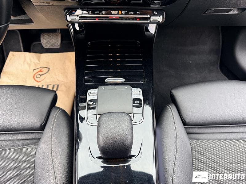 2018 Mercedes A 180 — Miniatură 14