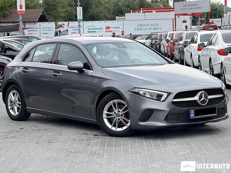 2018 Mercedes A 180 — Miniatură 3