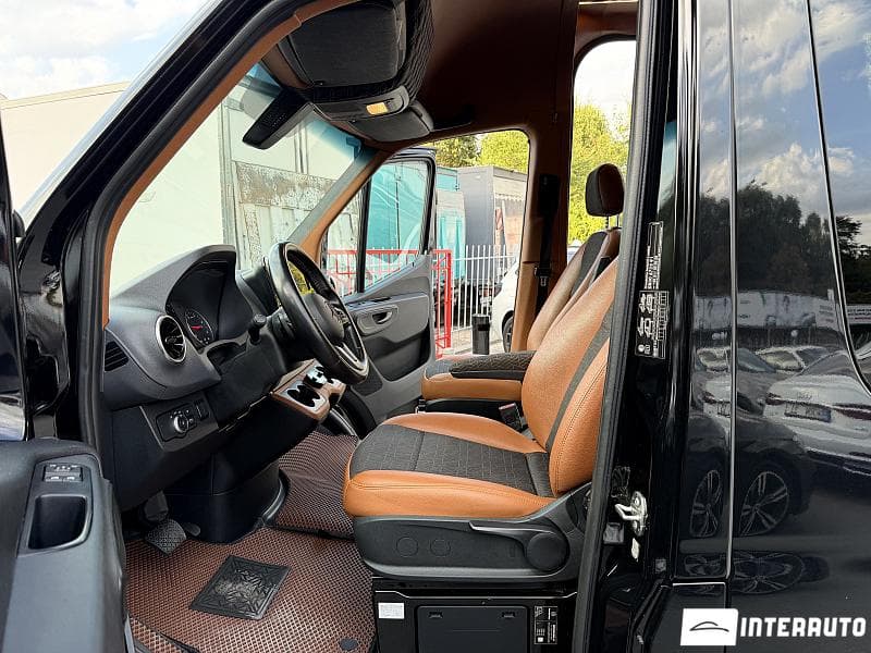 Mercedes Sprinter 2023 — Миниатюра 6