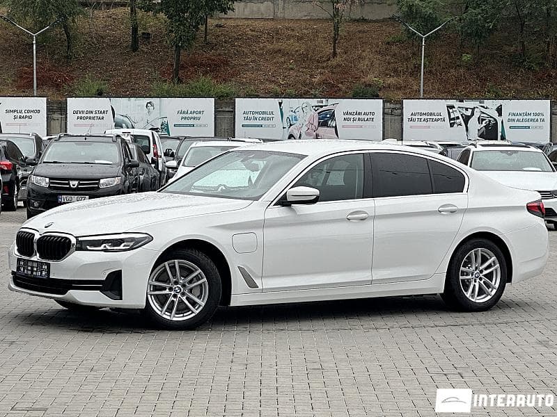BMW 530e 2021 — Миниатюра 2