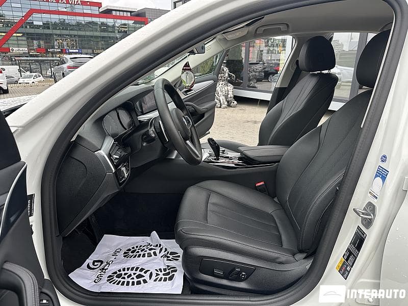 BMW 530e 2021 — Миниатюра 5