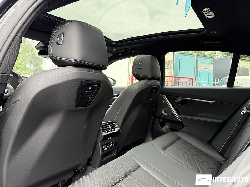 BMW 540 2025 — Миниатюра 7