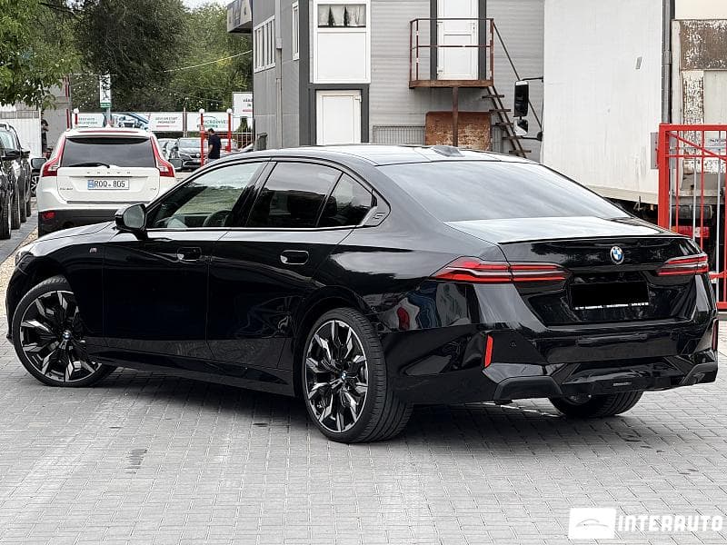 BMW 540 2025 — Миниатюра 2
