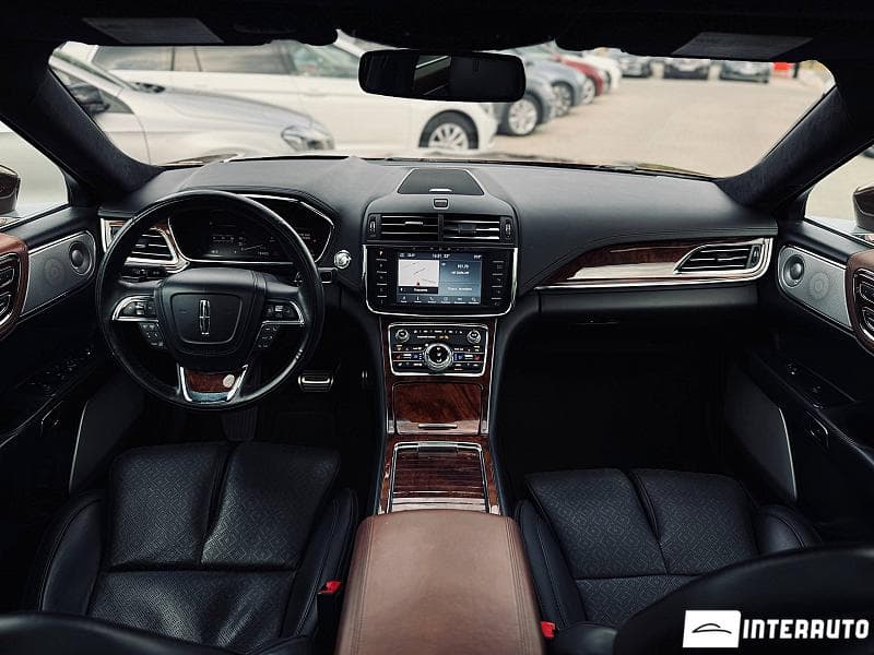 Lincoln Continental 2018 — Миниатюра 6