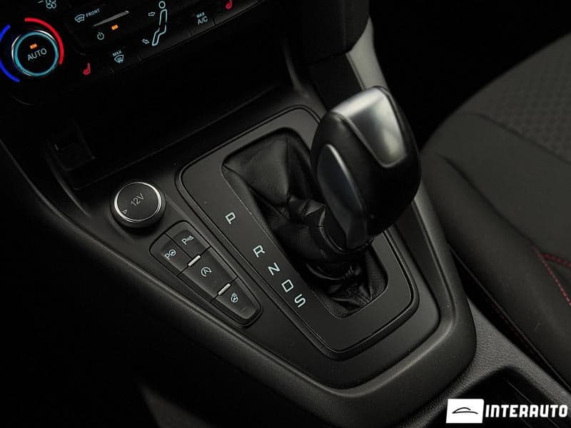 2016 Ford Focus — Miniatură 12