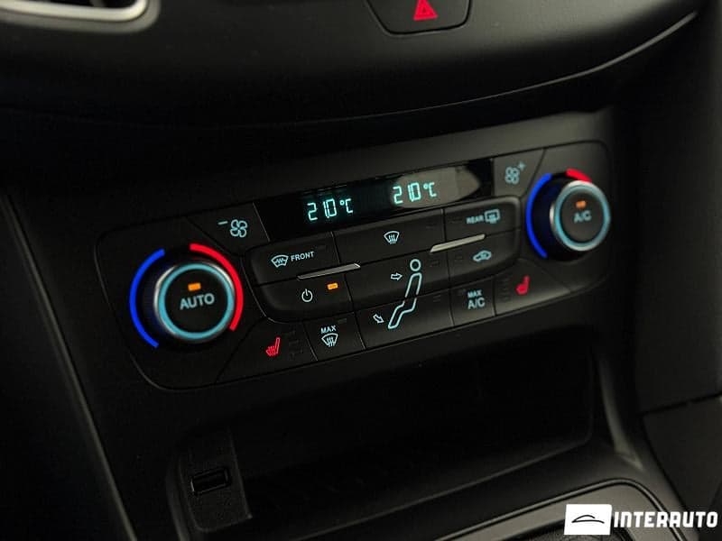 2016 Ford Focus — Miniatură 11