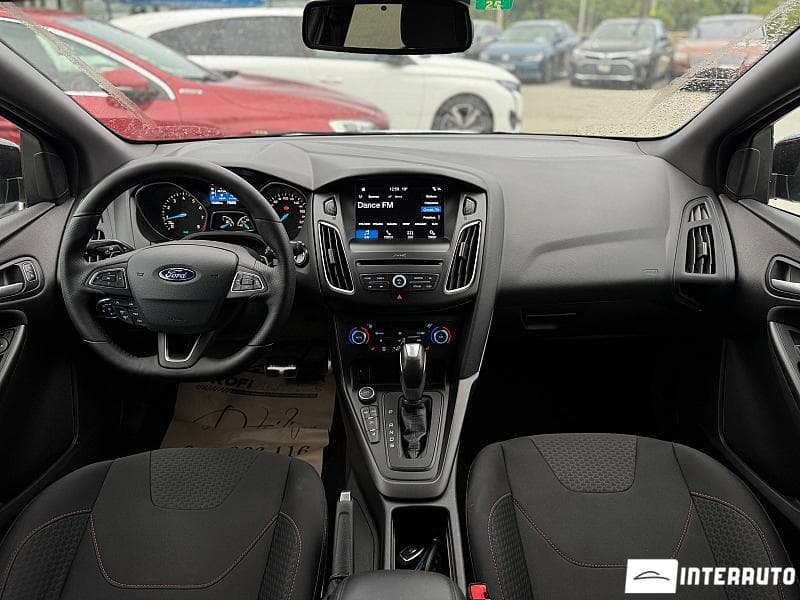 2016 Ford Focus — Miniatură 6