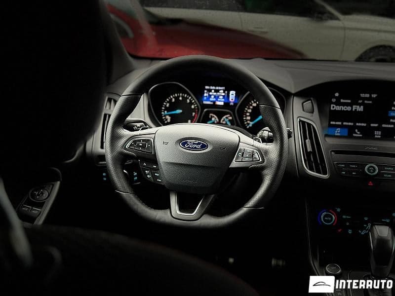 2016 Ford Focus — Miniatură 7