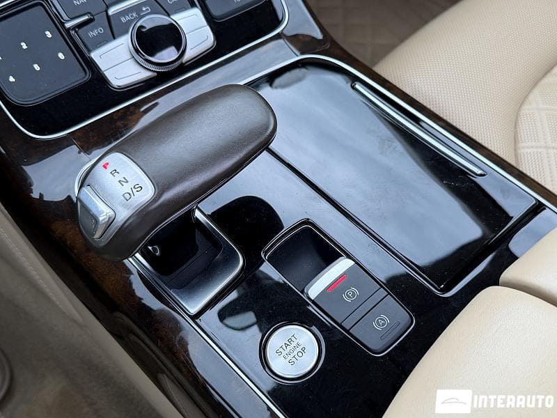 Audi A8 2017 — Миниатюра 12
