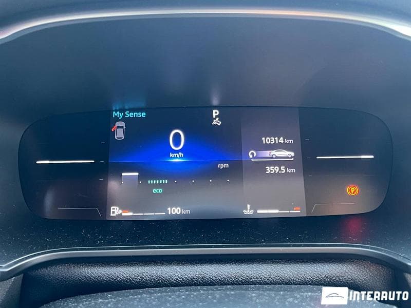 Renault Megane 2025 — Миниатюра 9