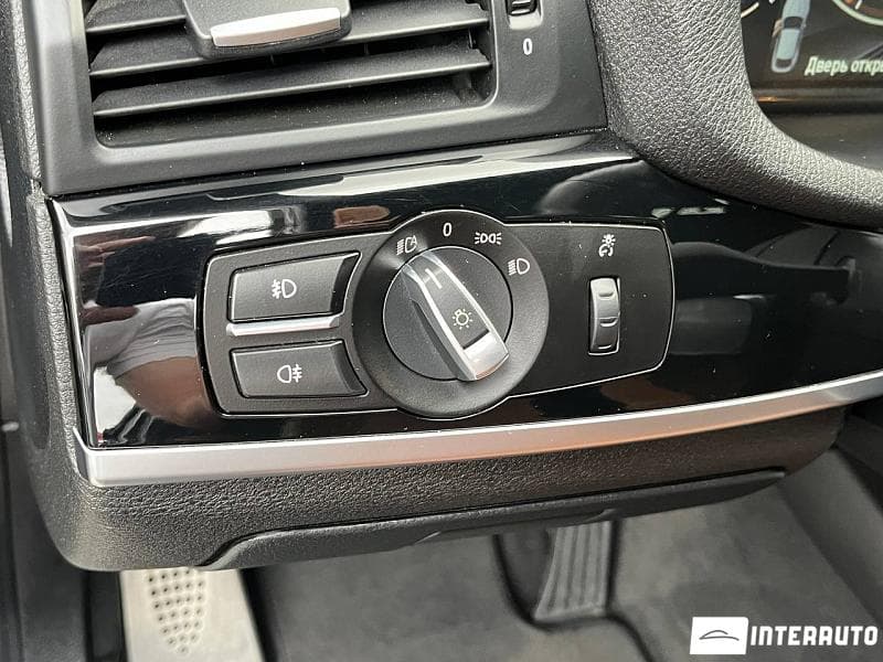 BMW X4 2.0D 2017 — Миниатюра 17