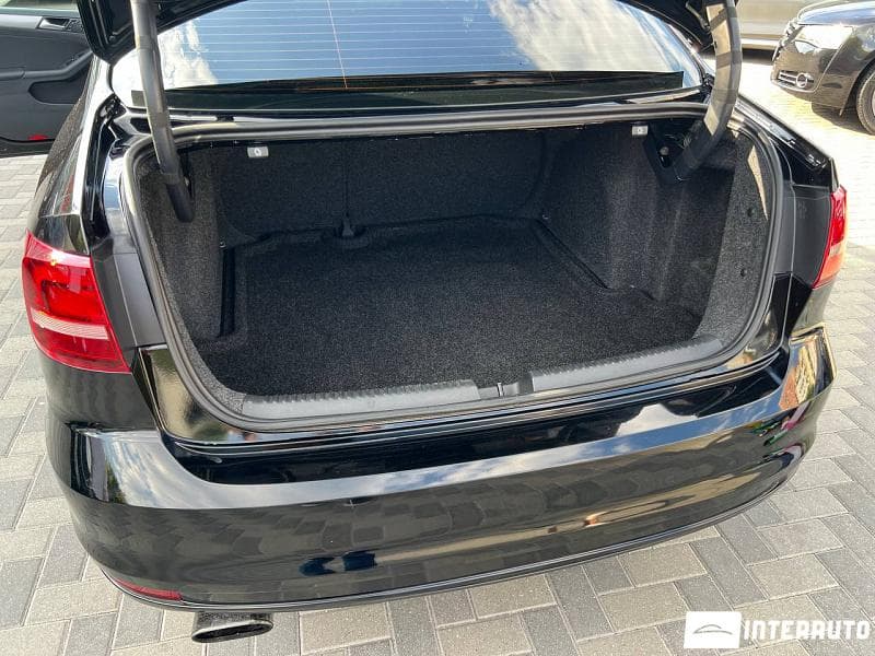 2015 Volkswagen Jetta — Miniatură 16