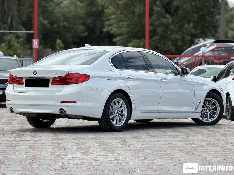BMW 520 2017 — Миниатюра 2