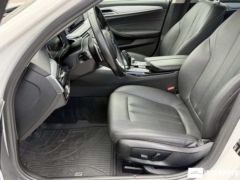 BMW 520 2017 — Миниатюра 5