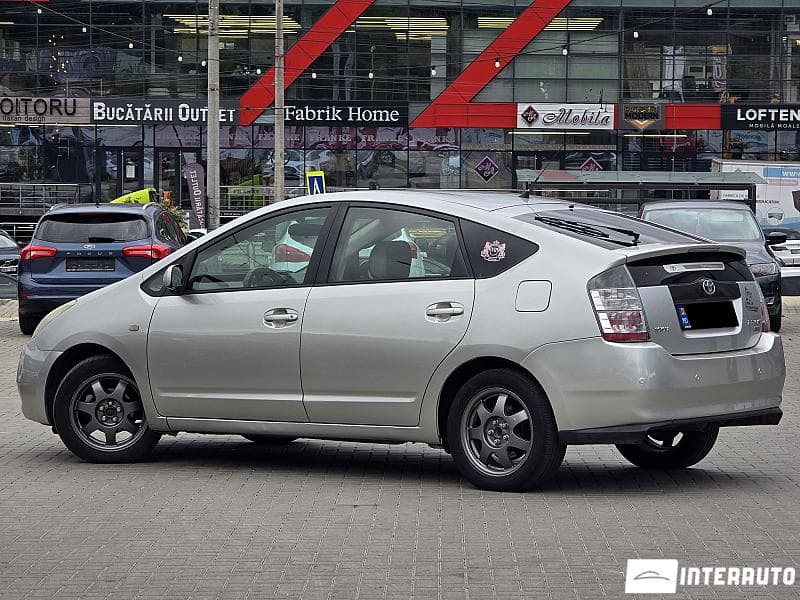 Toyota Prius 2004 — Миниатюра 4