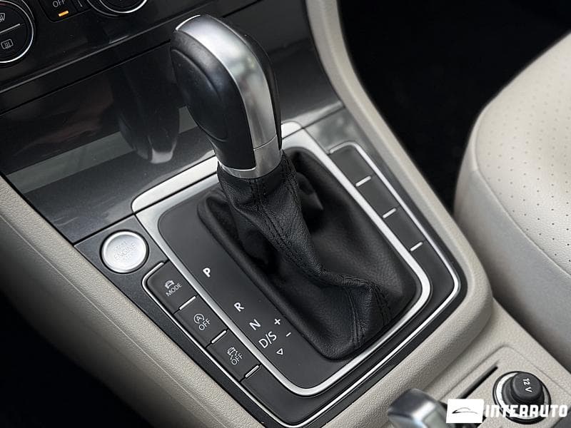 Volkswagen Golf 2019 — Миниатюра 16
