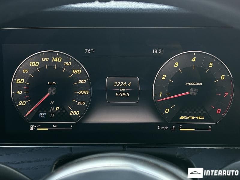 Mercedes E 300 2018 — Миниатюра 12