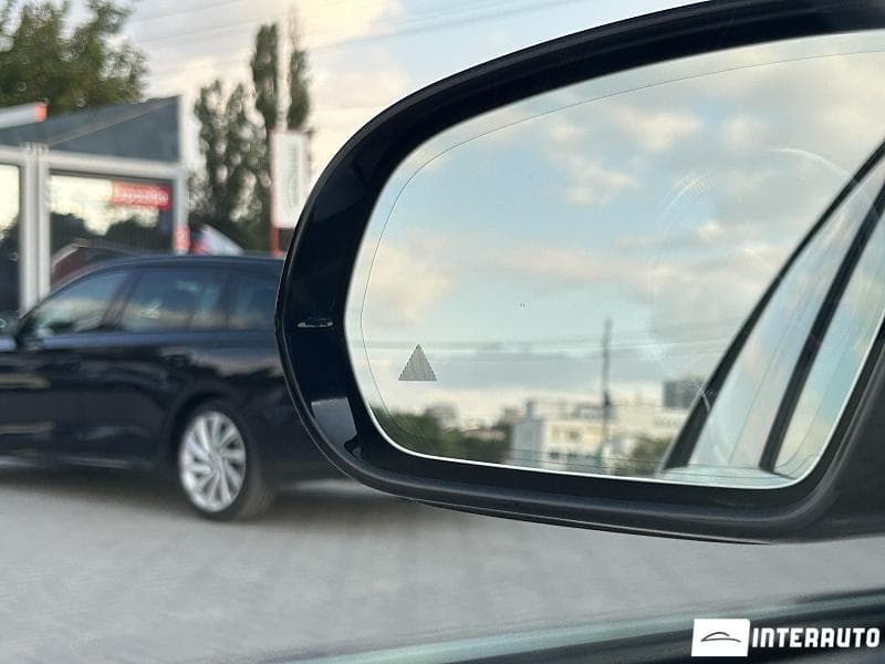 Mercedes E 300 2018 — Миниатюра 5