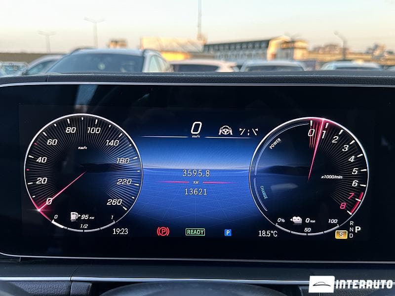 Mercedes GLE 450e 2025 — Миниатюра 8