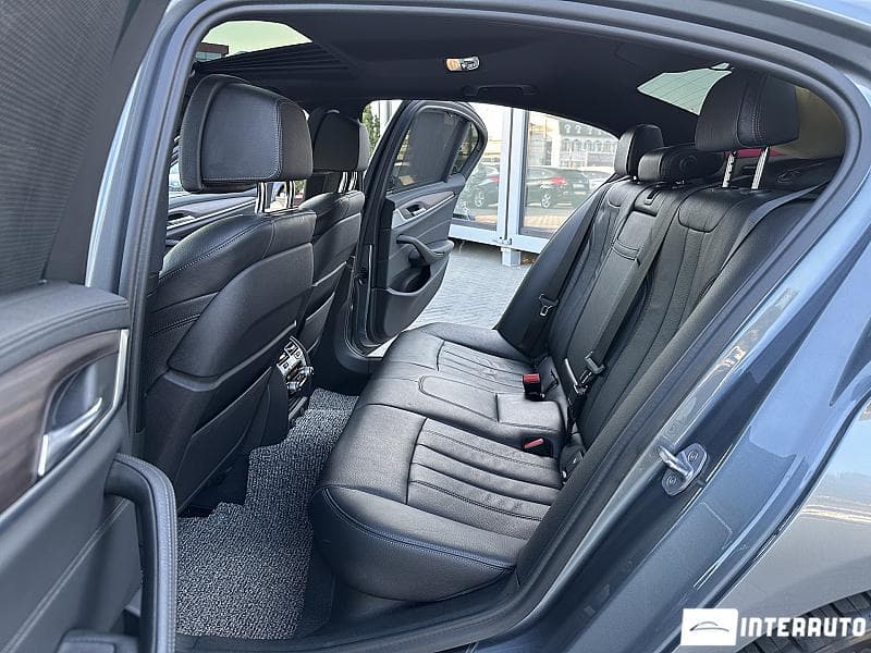 BMW 520 2017 — Миниатюра 19