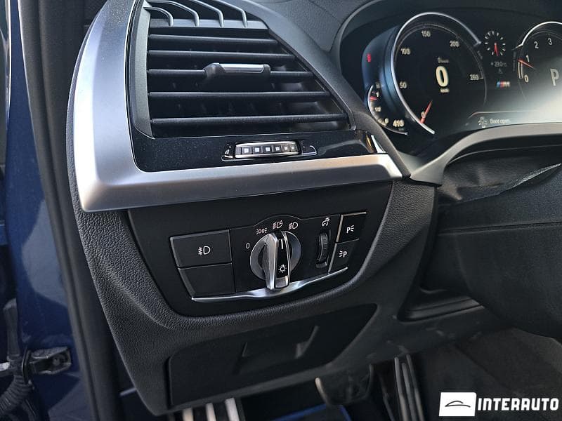 BMW X3 3.0i 2018 — Миниатюра 11