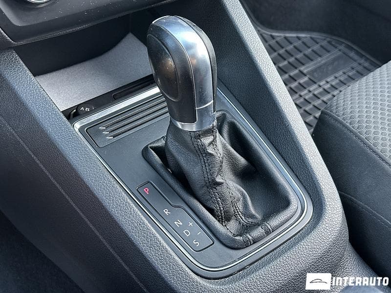 2016 Volkswagen Jetta — Miniatură 11