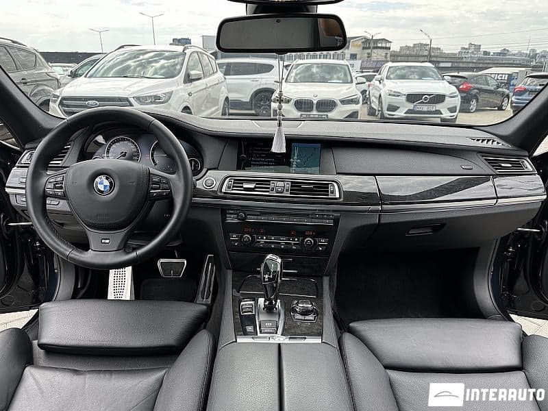 BMW 730 2009 — Миниатюра 6