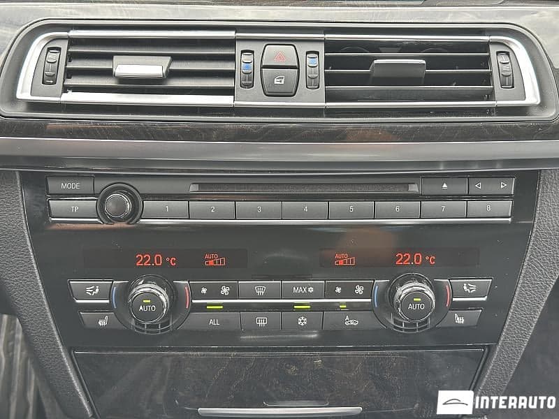 BMW 730 2009 — Миниатюра 11