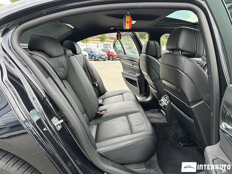 BMW 730 2009 — Миниатюра 15