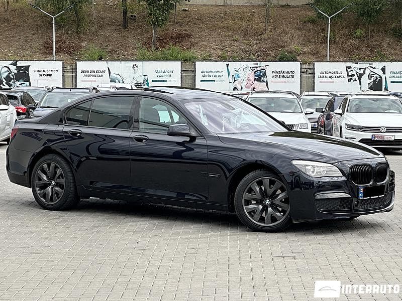 BMW 730