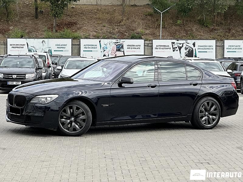 BMW 730 2009 — Миниатюра 2