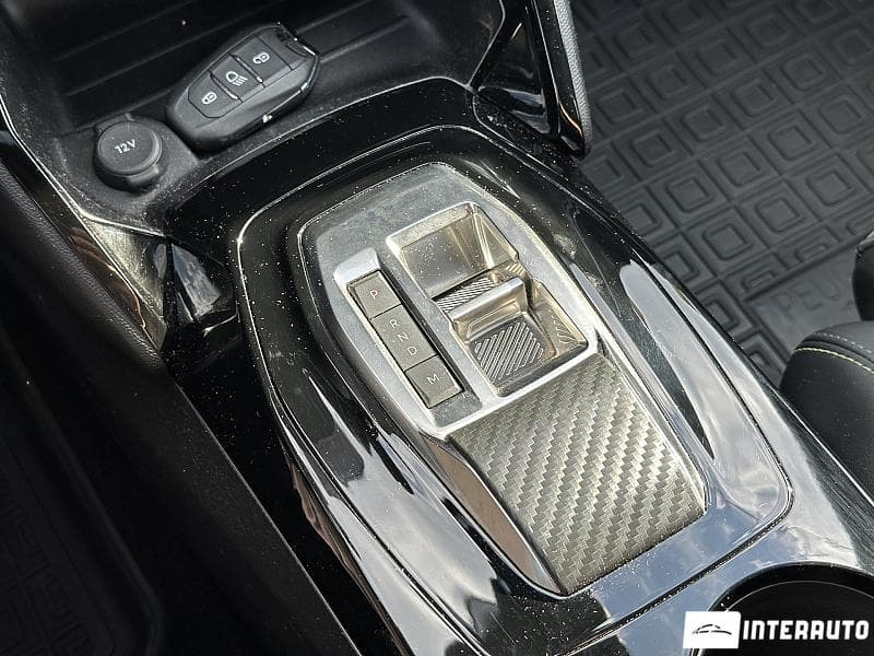 Peugeot 2008 2023 — Миниатюра 11
