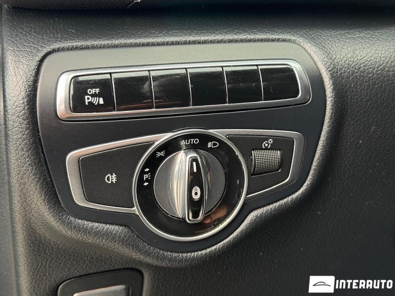 Mercedes V 250 2016 — Миниатюра 7