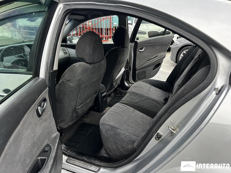 Nissan Primera 2003 — Миниатюра 8