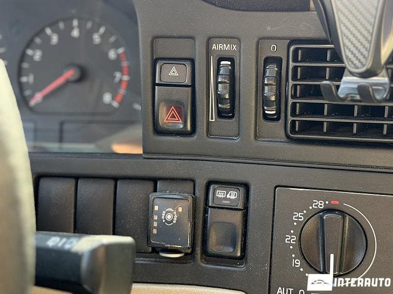 Volvo 850 1995 — Миниатюра 8