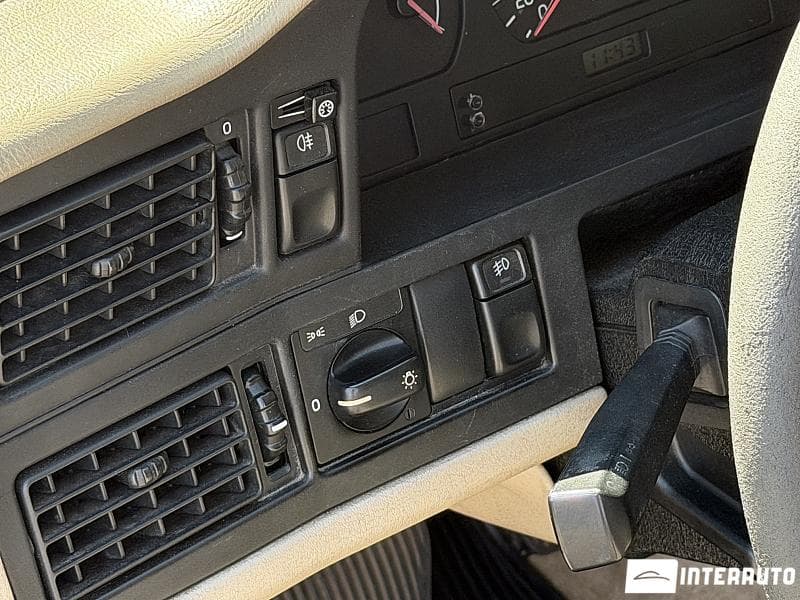 Volvo 850 1995 — Миниатюра 6