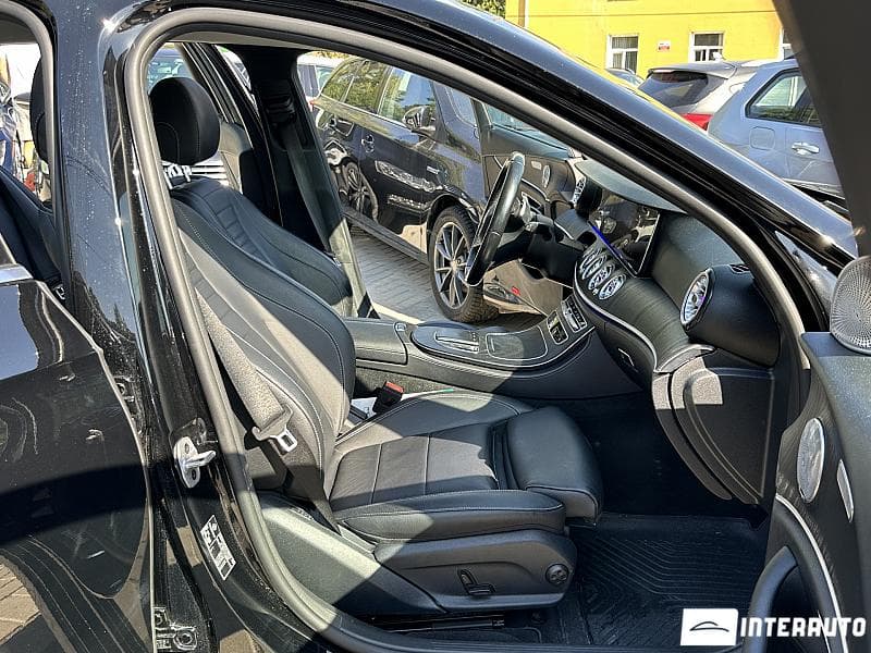 Mercedes E 300de 2022 — Миниатюра 15