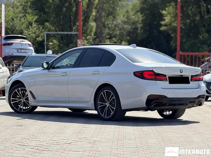 BMW 530e 2021 — Миниатюра 3