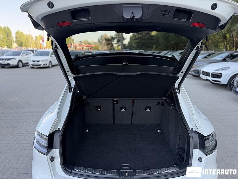 Porsche Macan 2022 — Миниатюра 21