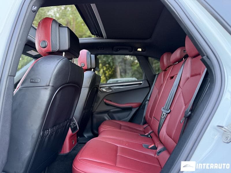 Porsche Macan 2022 — Миниатюра 17
