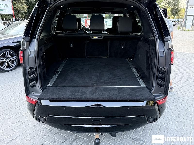 Land Rover Discovery 2017 — Миниатюра 15