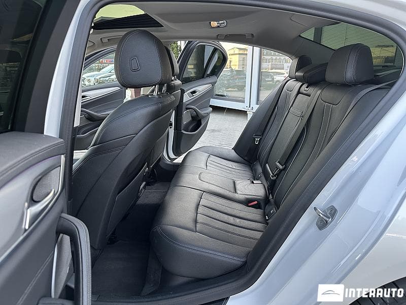 BMW 530e 2020 — Миниатюра 16